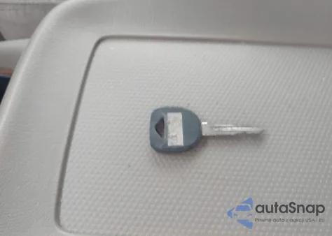 2001 Chevrolet Silverado 1500 Ls z USA, uszkodzony, nr VIN 1GCEK19T11E147841